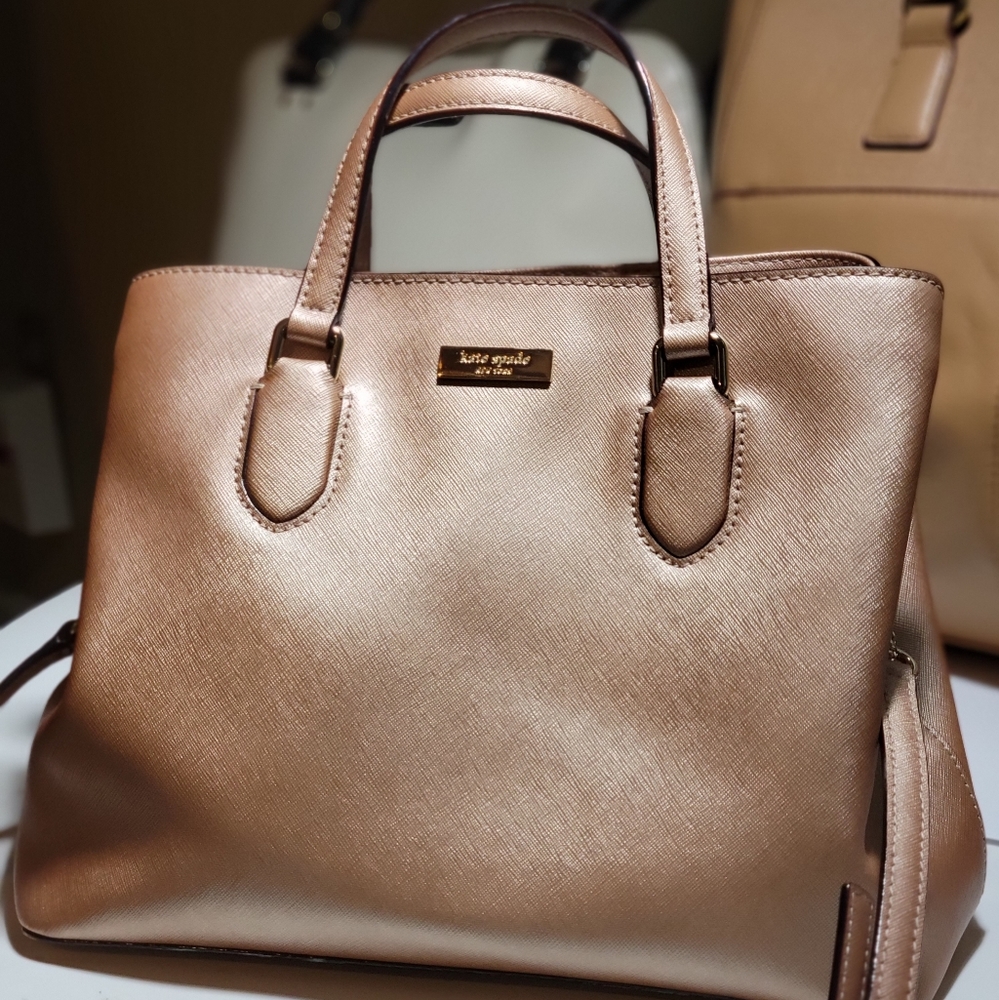 Like New Kate Spade Rose Gold Handbag